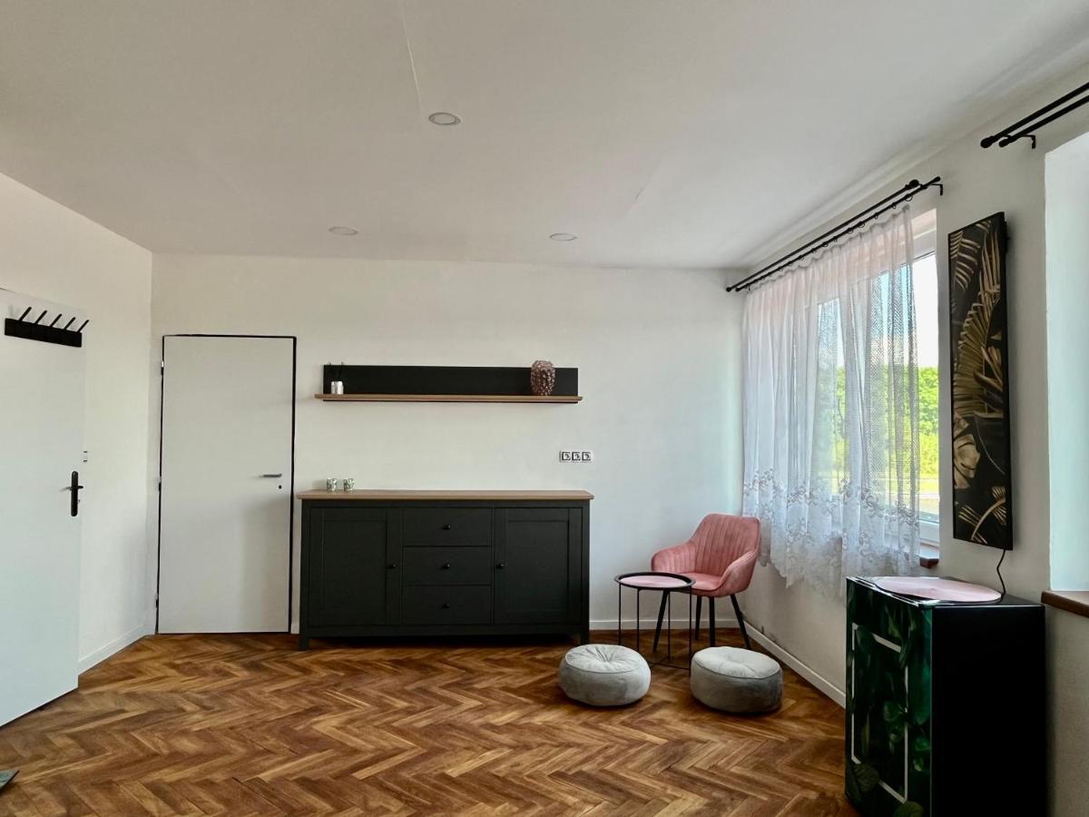 Monstera I Apartamento Kolín Exterior foto