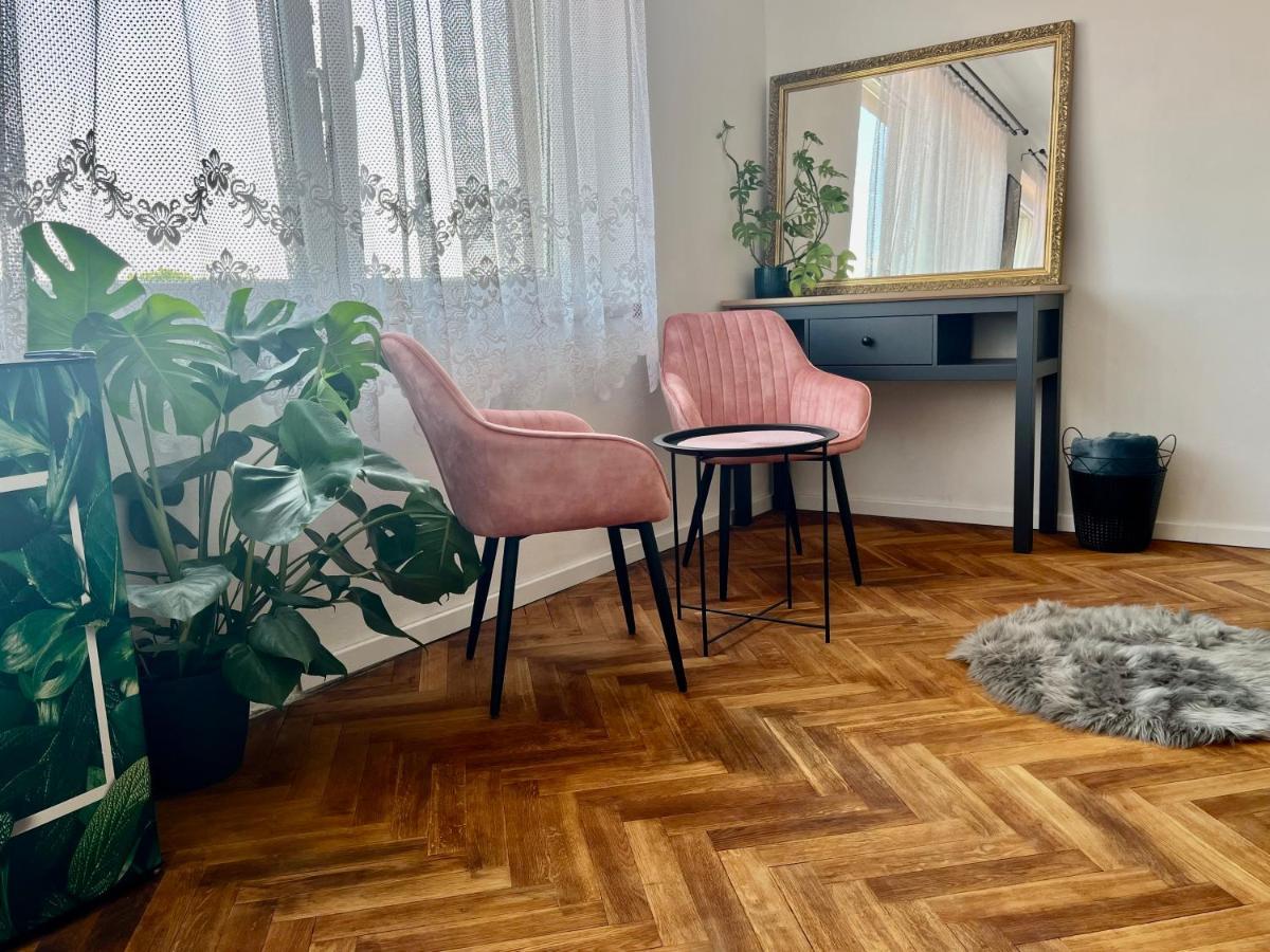 Monstera I Apartamento Kolín Exterior foto